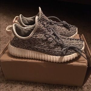 NWOT Yeezy boost 350!