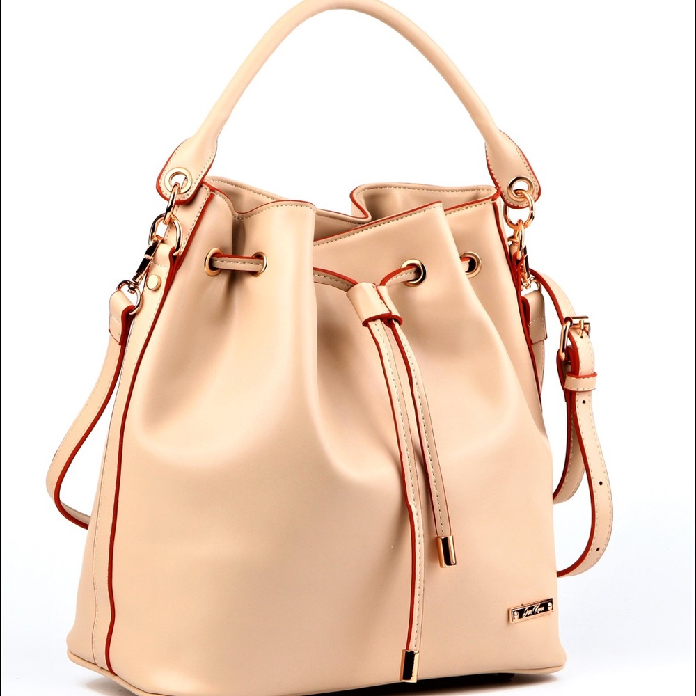 Ava Bucket Bag with Red trim