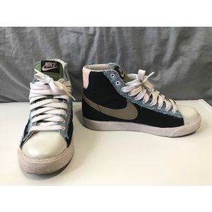 Nike Women's Blazer