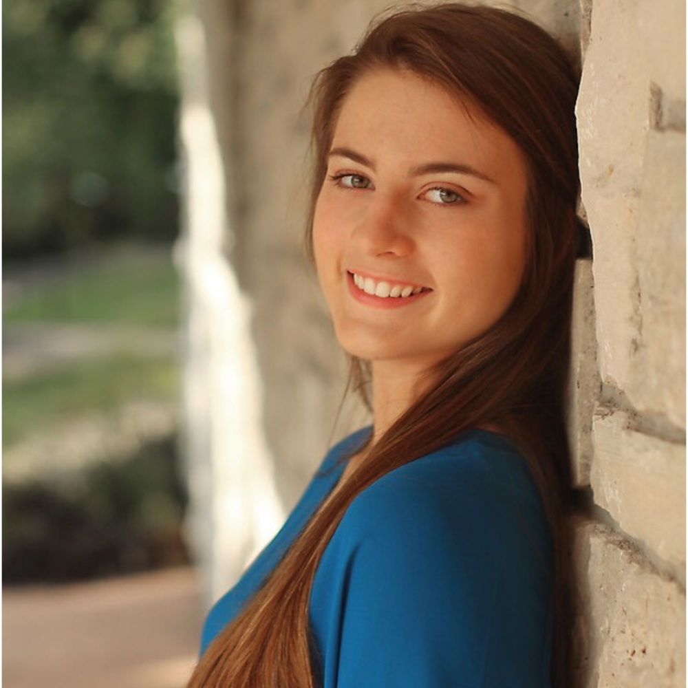 Meet your Posher, Amalia