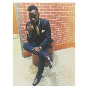 Meet your Posher, Lorenzo