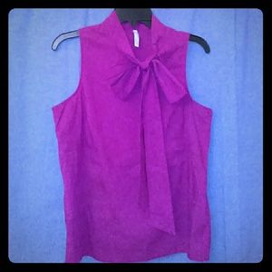 Old Navy sleeveless Blouse