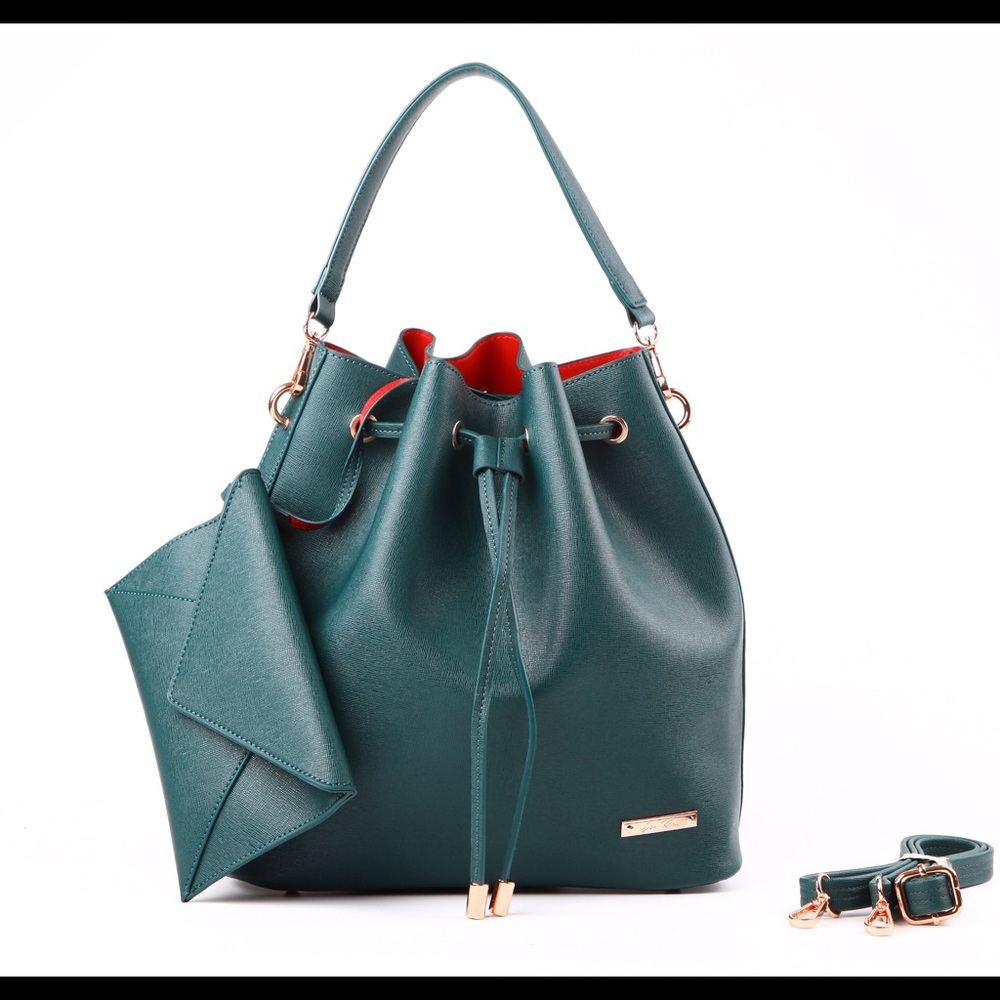 Bella bucket bag