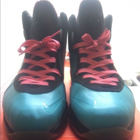 Lebron South Beach 8 sz 11-12 - Picture 2 of 3