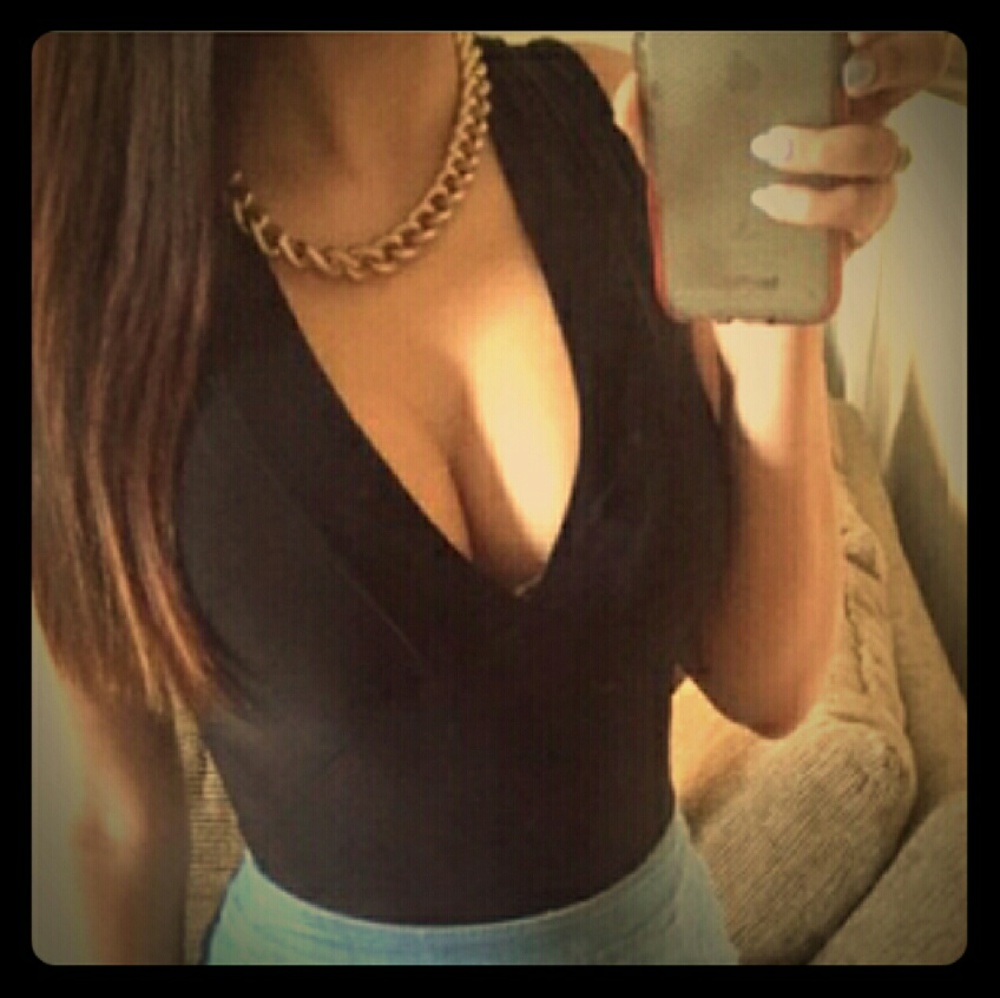 Plunge top ~ REPOSHING