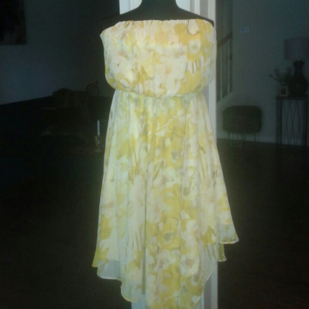 Vince Camuto strapless dress
