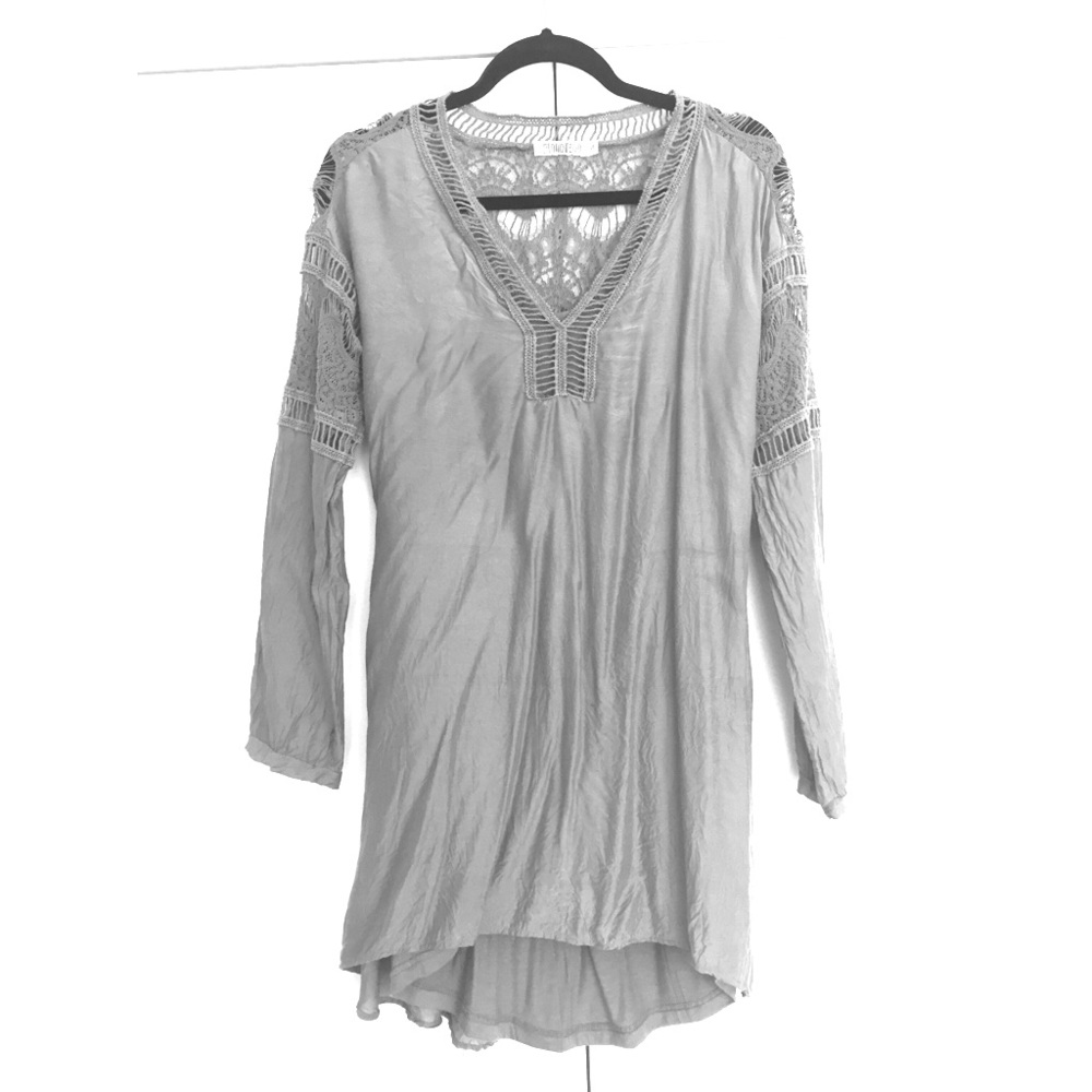 Super cool, knitted dress or coverup!