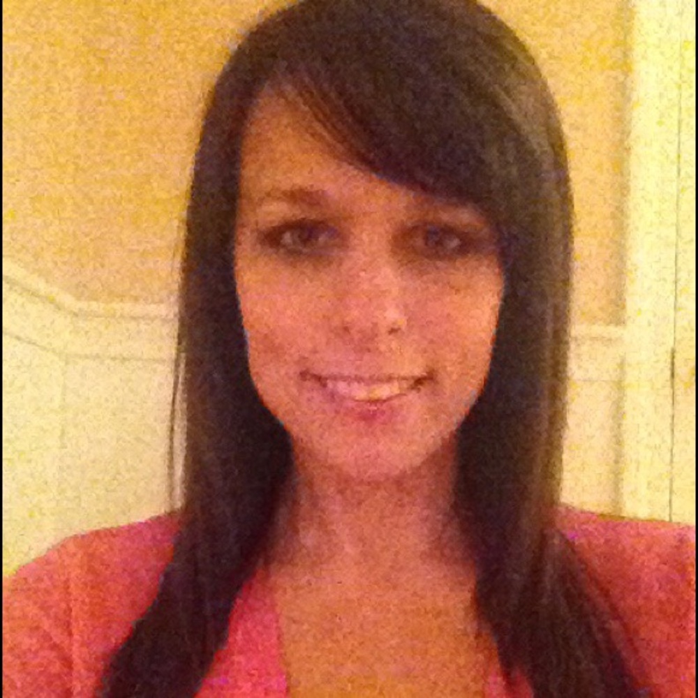 Meet your Posher, Cynthia