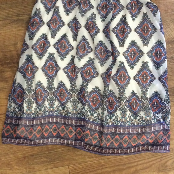 SWEET WANDER THIN STRAP GRAPHIC DESIGN TOP - Picture 3 of 6