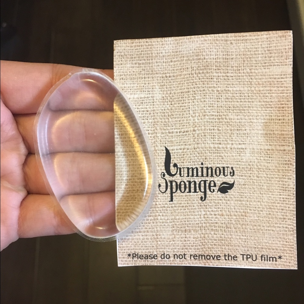 3X Anti Sponge SILICONE Makeup Sponge !! 😘❤️