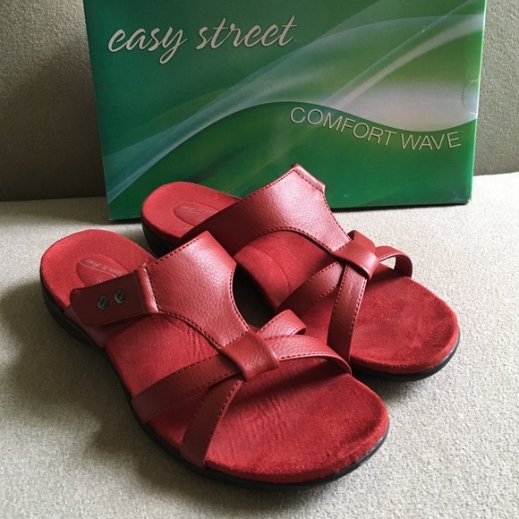 easy street comfort wave sandals