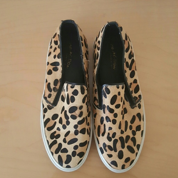 kenneth cole reaction leopard slip ons