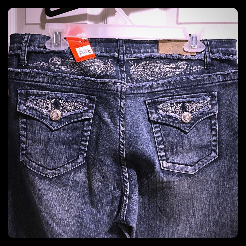 Boot cut jeans