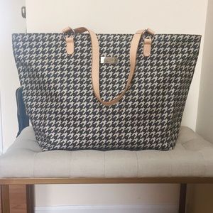 Ellen Tracy houndstooth travel tote carry-on bag
