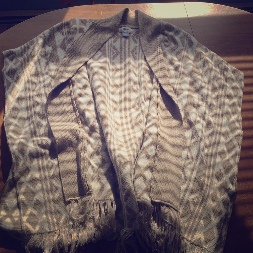 White and tan Aztec print open front cardigan
