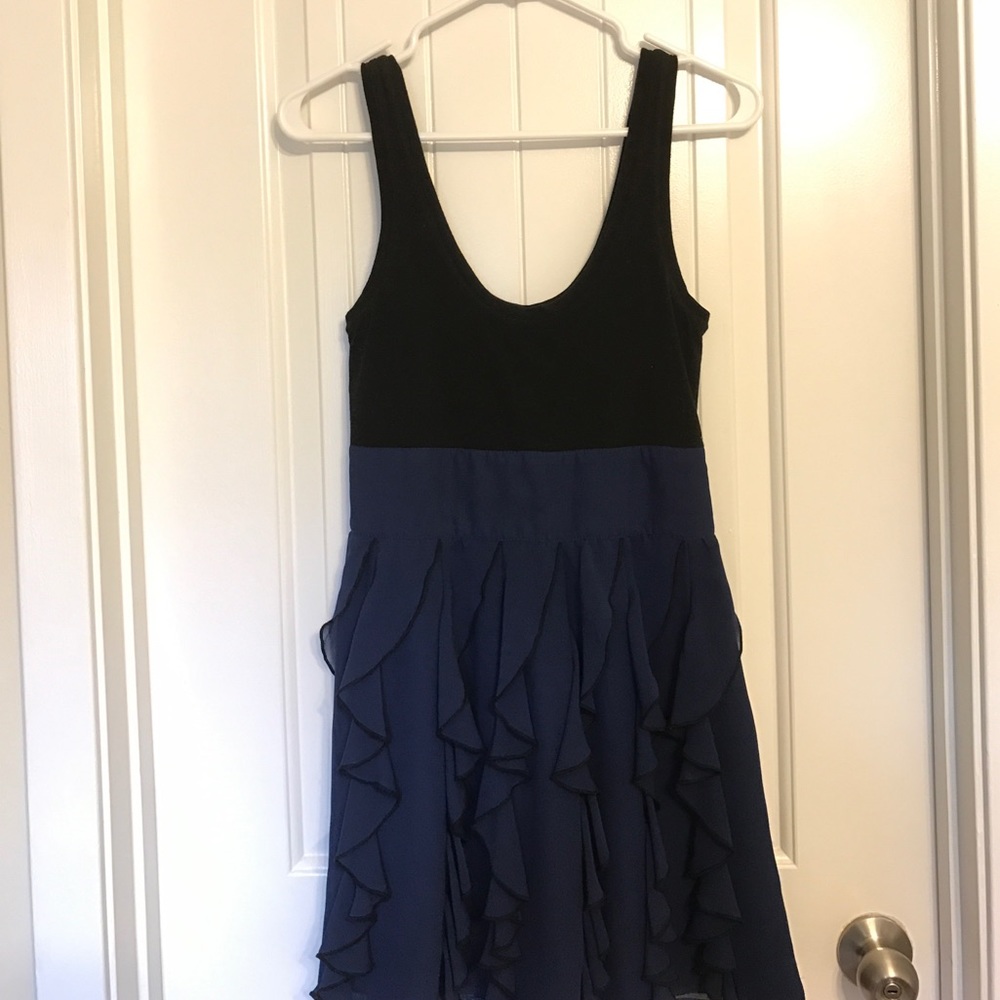 Black and navy Express dress. XS.