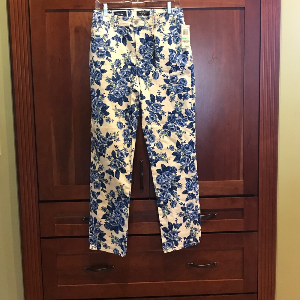 Charter club classic straight leg Floral Pattern
