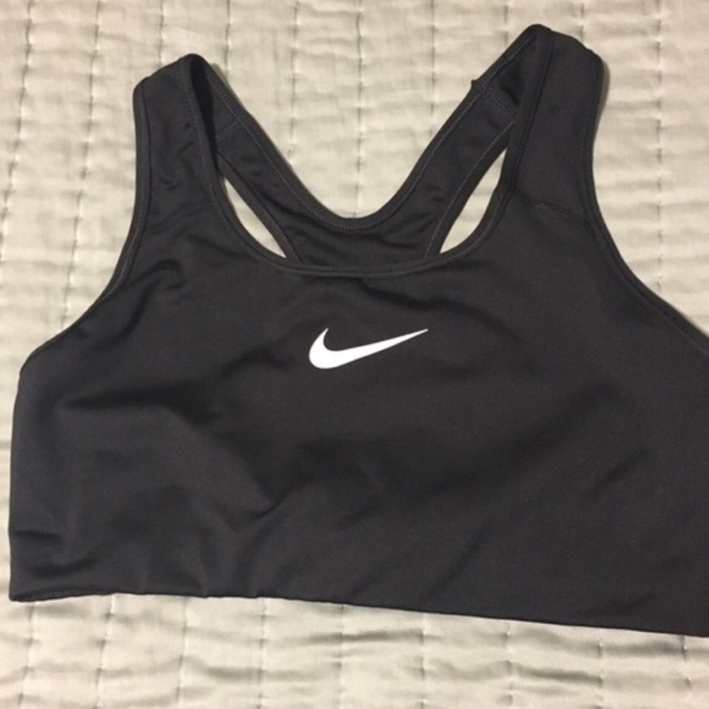 Black Nike sports bra