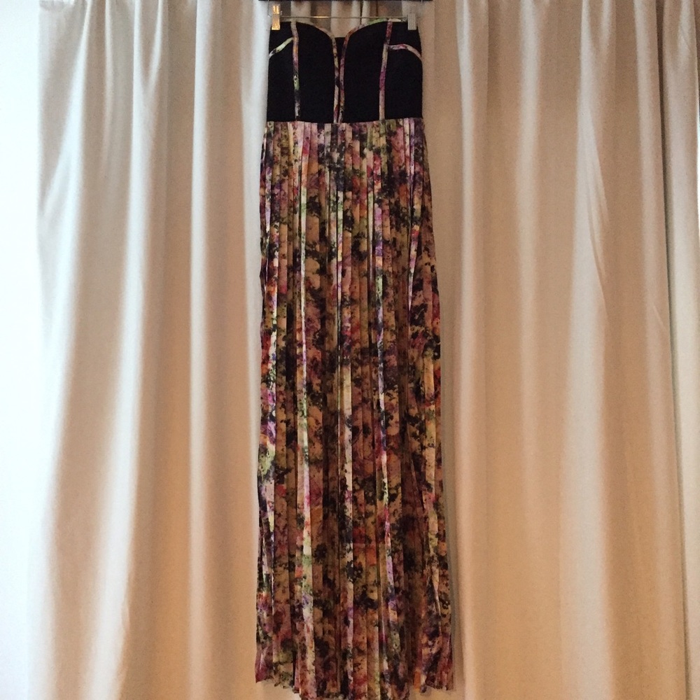 NWT Sabine sleeveless pleated print Maxi dress XS
