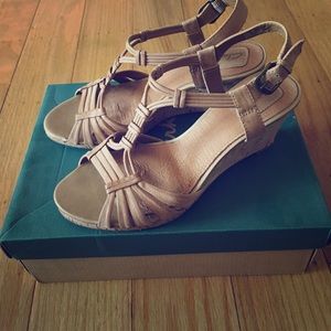 CLARKS wedge sandals