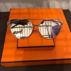 Cat eye silver sunglasses Cat eye silver sunglasses