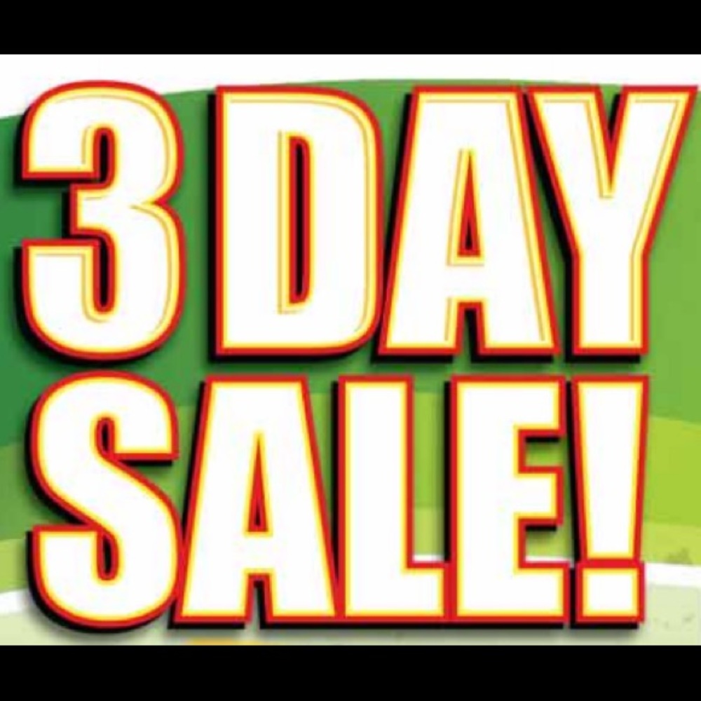 3 DAY CLOSET SALE! MAKE ME AN OFFER