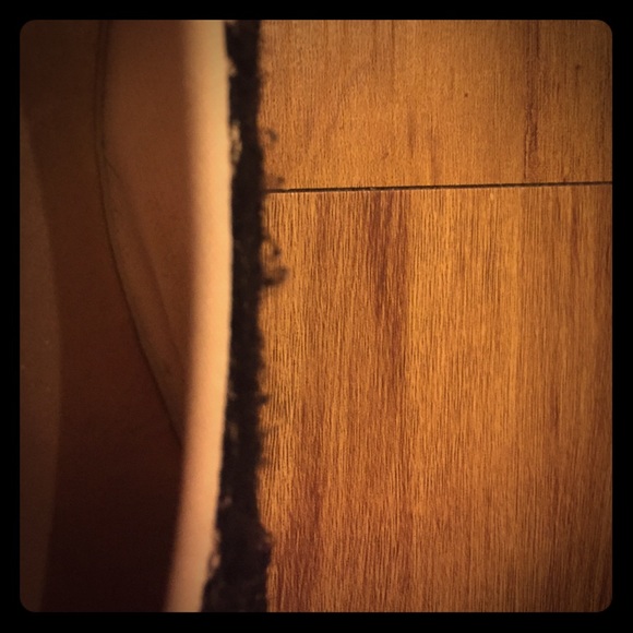 FREE Gold and Black Lace Flats - Picture 4 of 4