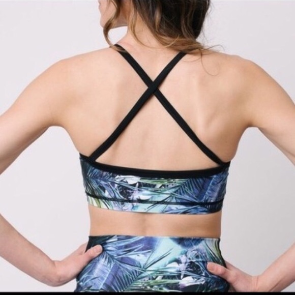 🌿 Palmetto Crossback Sports Bra - Picture 2 of 2
