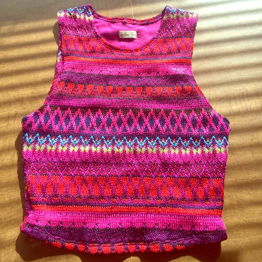 Stretchy woven crop!