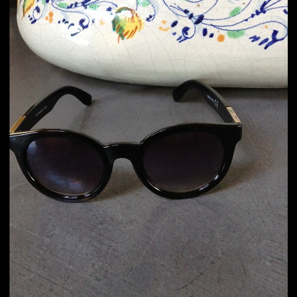 “Movie Star" Sunglasses