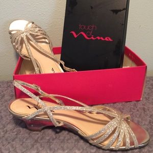 Short heeled silver glitter dress heel