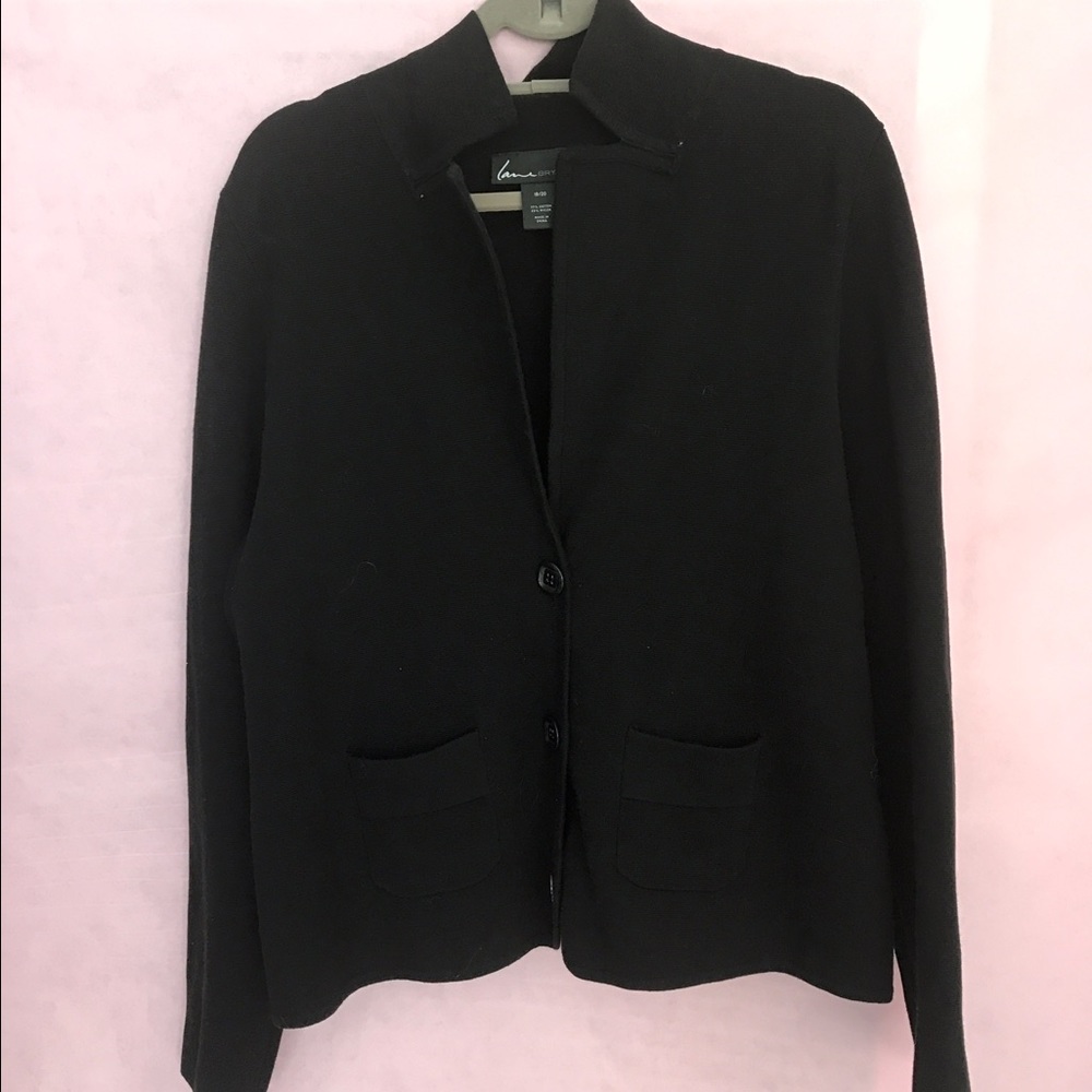 Black button up blazer