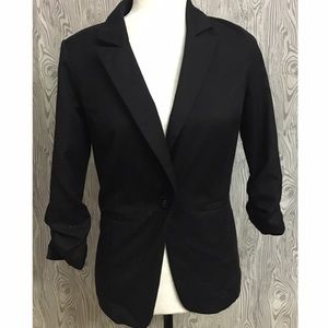 Arden B black blazer