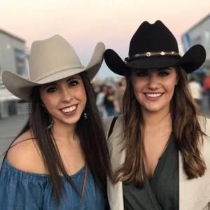 Meet your Posher, Madison