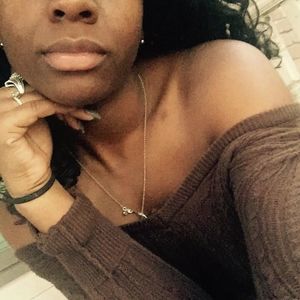 Meet your Posher, Krissy