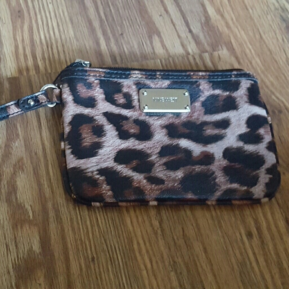 Nine West wallet