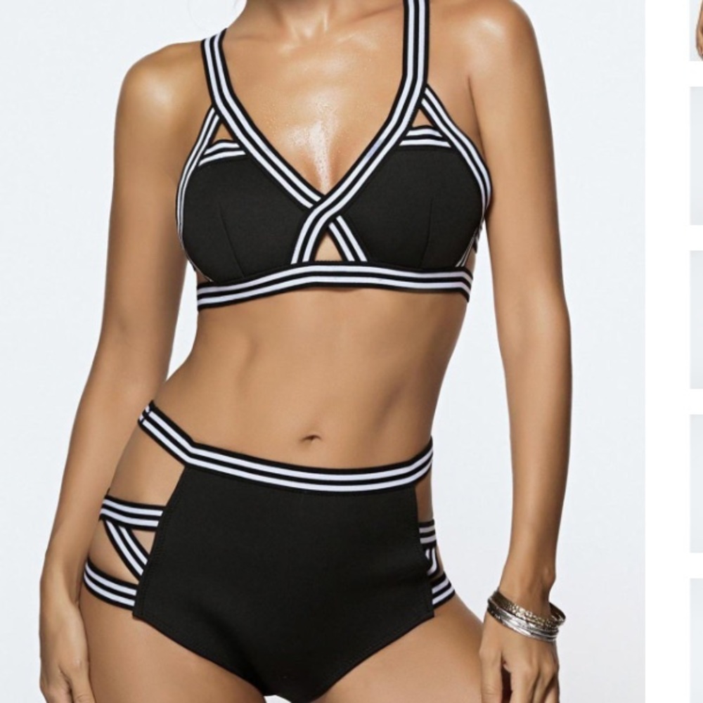 Highwaist black bikini