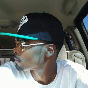 Meet your Posher, Samuel