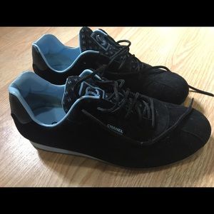 Adorable CHANEL sneakers!