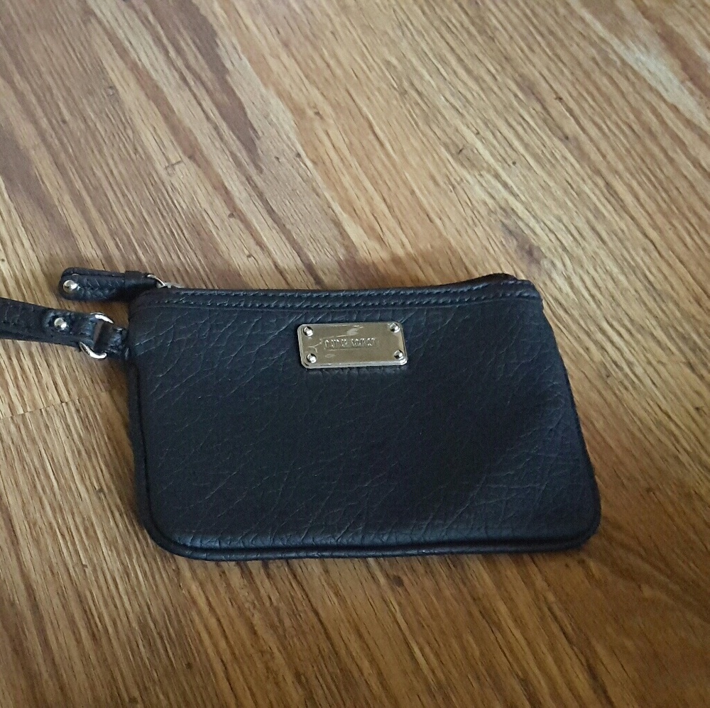 Nine West wallet