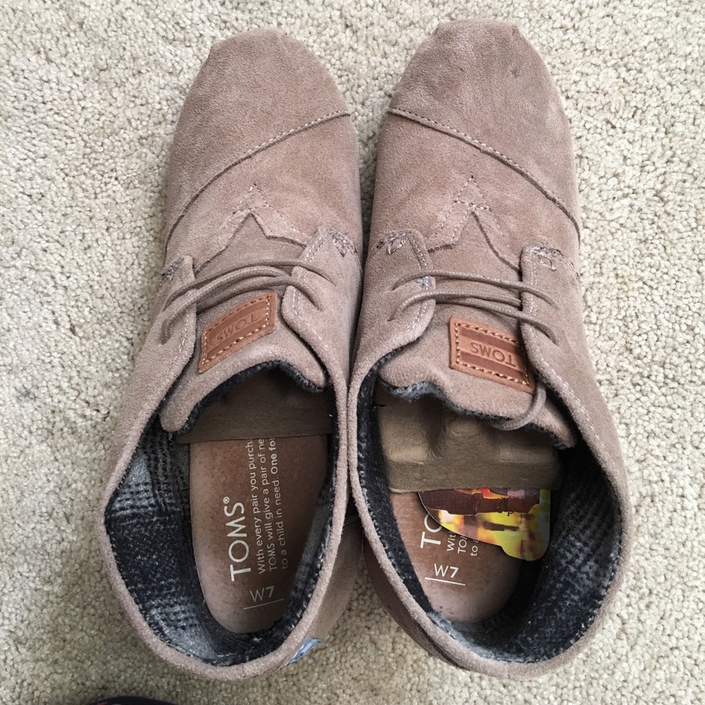 TOMS Wedge Shoes