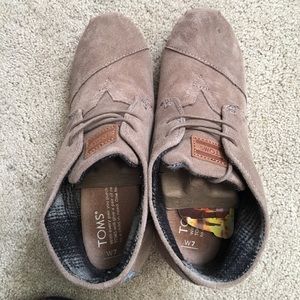 TOMS Wedge Shoes