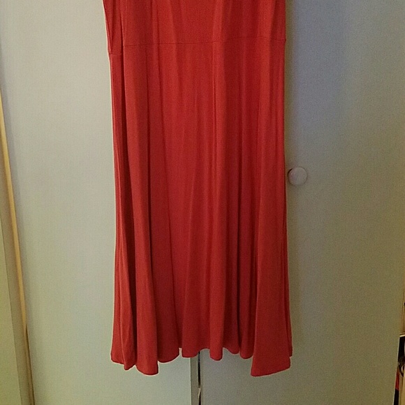 Never before worn Old Navy sundress - Picture 4 of 4