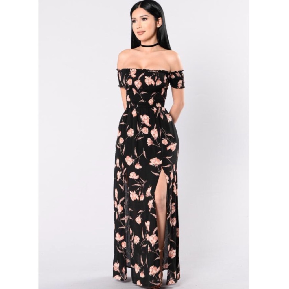 NWT Gorgeous off-the-shoulder floral maxi dress