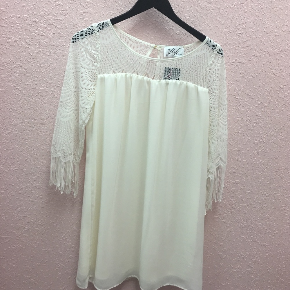 NWT VAVA VOOM Fringe sleeve dress