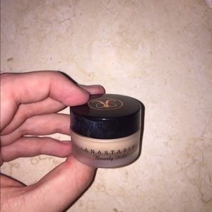 Anastasia Beverly Hills concealer