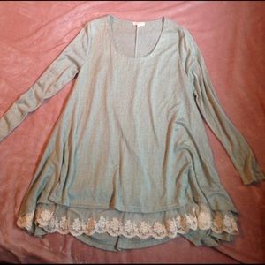 Umgee long sleeve tunic shirt size L