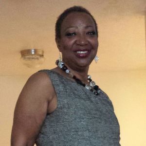 Meet your Posher, Denise