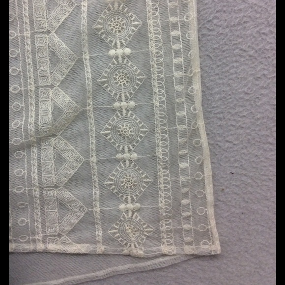 Urban Outfitters White Embroidered Tool Boho Shirt - Picture 3 of 4