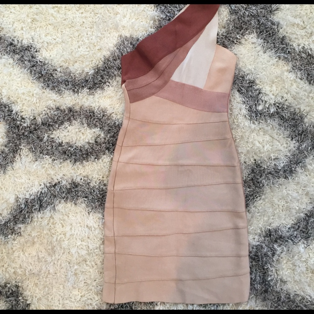 Classic Hervé Leger bandage one shoulder dress